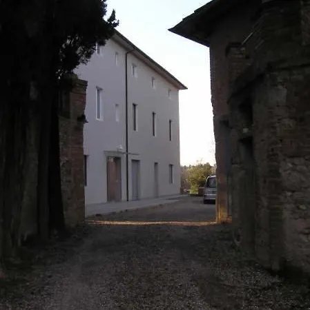 Peragnola Hotel 2*